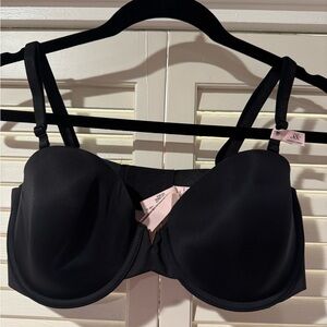 NWT VS Multi-Way Bra